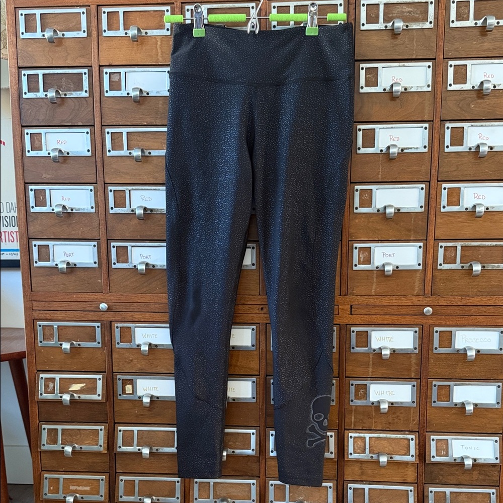 SoulCycle x Terez Skull Shiny Dot Black Leggings Size Medium